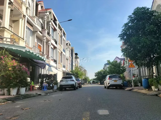 Bán Nhà riêng 72m2 có sẵn 72 m2 thổ cư giá 2.5 tỷ tại Phường An Phú Thị xã Thuận An Bình Dương