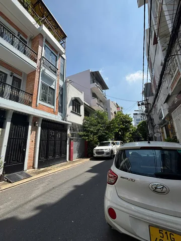 SIÊU PHẨM TÂN BÌNH – NHÀ 3 TẦNG ĐẸP KHÔNG TÌ VẾT – GẦN NHÀ GA T3 – XE HƠI ĐẬU GẦN CỬA NGÀY ĐÊM