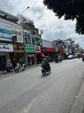 GIÁ MỚI 10.5 TỶ - CMT8 - HÀNG VIP TÂN BÌNH - 50M2 - 4 TẦNG - XE HƠI NGỦ TRONG NHÀ - VỊ TRÍ CỰC ĐẸP