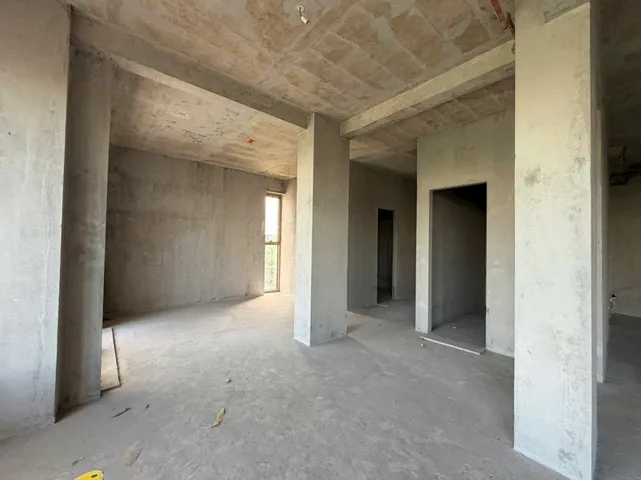 BDS HVL Bán Shophouse Midtown M8 nhà thô lầu 2