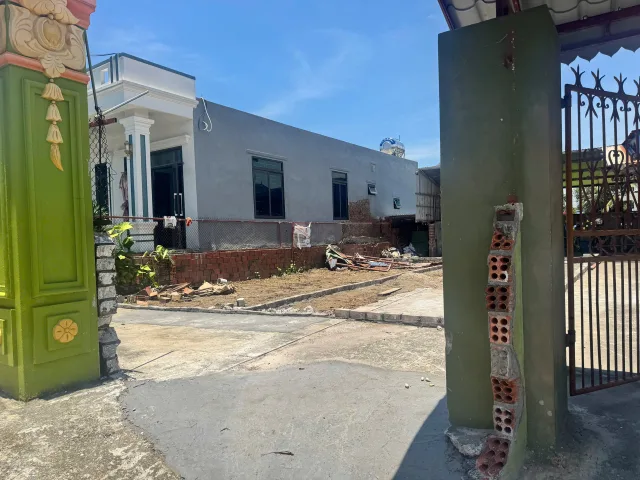 Bán 2 lô đất  60m2 giá 1.27 tỷ tại Thuỷ Triều Ngõ ô tô .l/h:076.231.9990 e Thúy