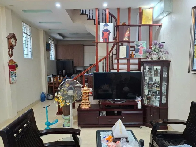 BÁN NHÀ LÔ GÓC CỔ NHUẾ - ĐÔNG NGẠC. 2 MẶT THOÁNG. Ô TÔ ĐỖ CỬA (60M² 4TẦNG - 11.5 TỶ)