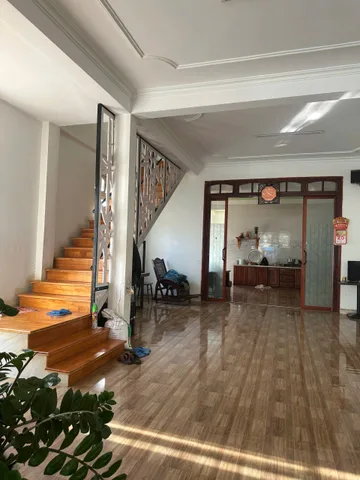 Bán Nhà riêng 222m2 có sẵn 178 m2 thổ cư giá 8.5 tỷ tại Đường Lê Hồng Phong Xã Liên Hiệp Huyện Đức Trọng Lâm Đồng