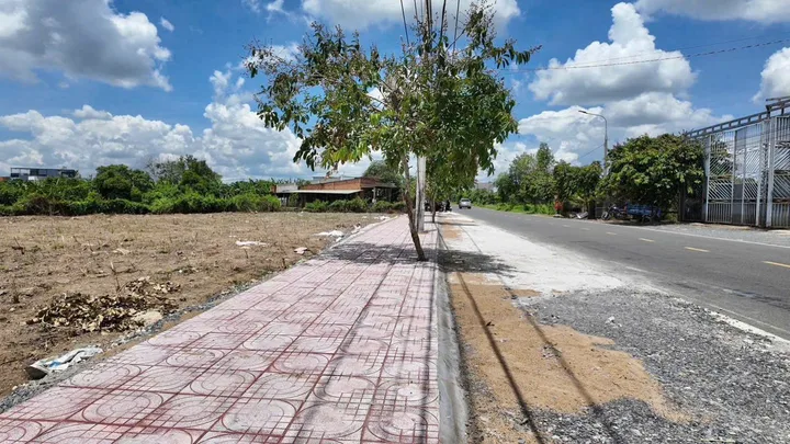 MẶT TIỀN HƯƠNG LỘ 7 – VỪA Ở VỪA KINH DOANH