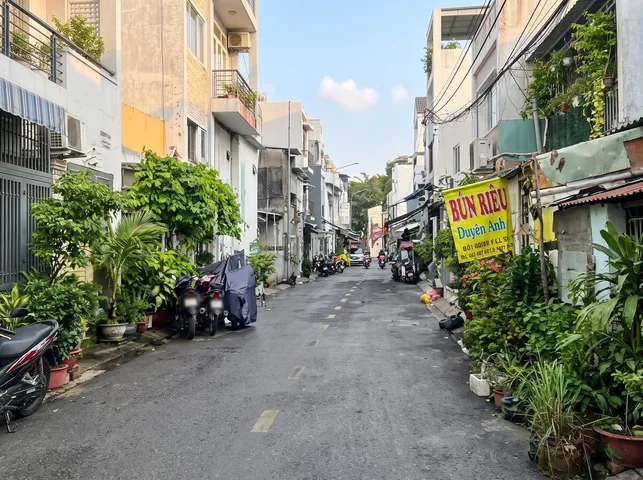 D3180 ⚡️ Nhà MT Diên Hồng Nở Hậu Đẹp 10.x Tỷ