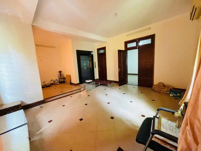 Cho thuê Biệt Thự 200m2 giá 99 triệu tại Đường Thụy Khuê Phường Thụy Khuê Quận Tây Hồ Hà Nội