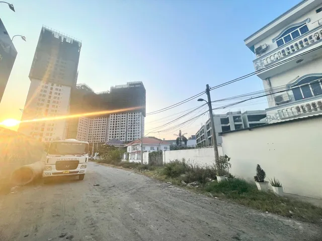 Bán Nhà 3 Tầng Đường Tên Lửa  Bình Tân