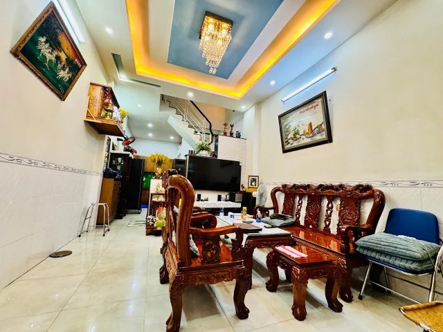 🏡 BÁN NHÀ ĐẸP 2 TẦNG – CÁCH MẶT TIỀN PHẠM HÙNG CHỈ 100M – KẾ CẦU CHÁNH HƯNG