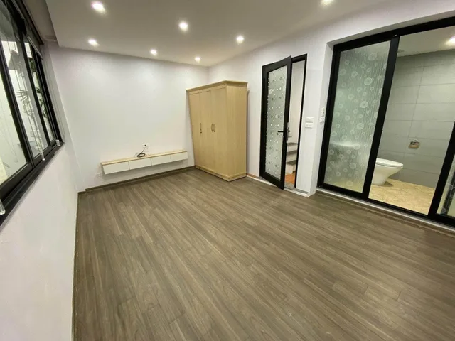 Cho thuê nhà ngõ 230 Mễ Trì Thượng, Nam Từ Liêm 35m x 4.5T(3 ngủ) giá 12 triệu
