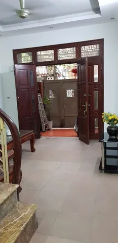 Cho thuê nhà ngõ 376 Khương Đình, Thanh Xuân 65m x 3T OTO giá 16 triệu