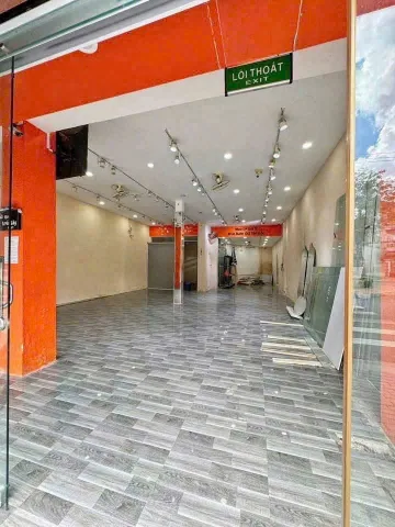Bán Nhà riêng 105m2 có sẵn 105 m2 thổ cư giá 9.5 tỷ tại Phường Phú Cường Thành phố Thủ Dầu Một Bình Dương
