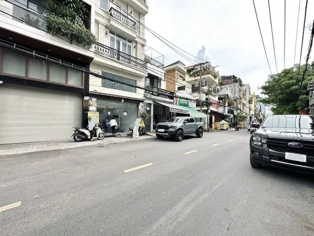 Nhà MT Nguyễn Thượng Hiền, P.5, Bình Thạnh, 5x17.5m, 5 tầng, chỉ 9.2 tỷ