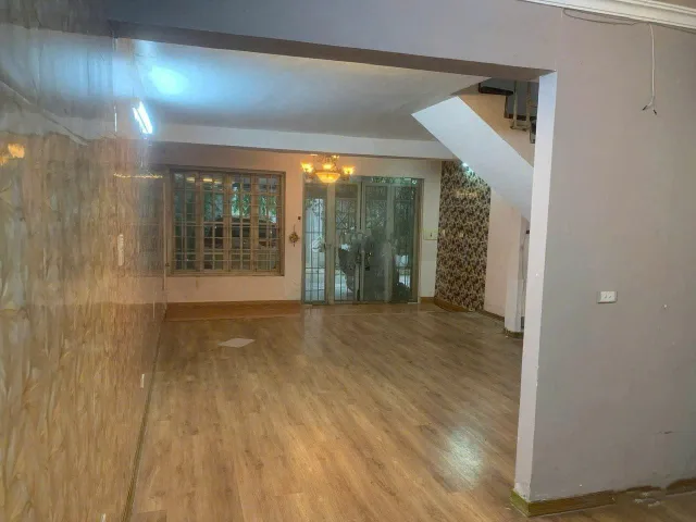 Cho thuê Nhà riêng 95m2 giá 25 triệu tại Hoàng Hoa Thám Phường Bưởi Quận Tây Hồ Hà Nội