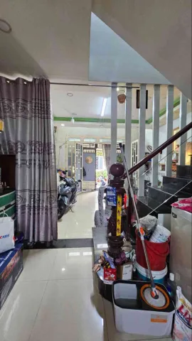 BÁN NHÀ GẦN QL1A – HẺM 5M – 54M² - 2 TẦNG – GIÁ 4,55 TỶ
