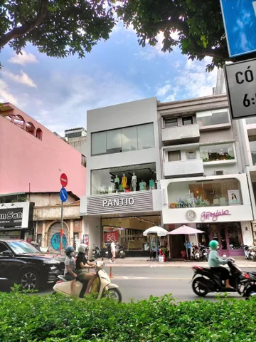🌟 QUẬN 3 – NHÀ MT 215A–215B HAI BÀ TRƯNG – 7.3x24M – 1 TRỆT + LỬNG + 3 TẦNG – 530.1M² SÀN – GIÁ 190 TỶ!