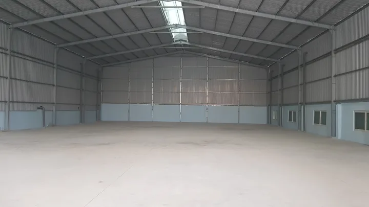 CHO THUÊ NHÀ XƯỞNG NẰM ĐƯỜNG QL1A, PHƯỜNG ĐÔNG HƯNG THUẬN QUẬN 12 DT: 600M GIÁ 45 TRIÊU LH: 0908561228
