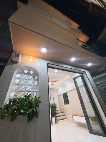 Bán Nhà riêng 20m2 có sẵn 20 m2 thổ cư giá 3.99 tỷ tại Đường Phạm Văn Chí - Chọn - Phường Bình Tiên TP. Hồ Chí Minh