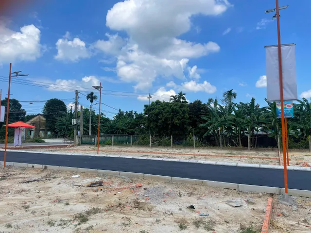 Bán Đất 120m2  Xã Hòa Tiến đường nhựa 5m