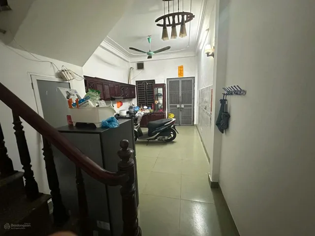 Cho thuê nhà ngõ 260 Cầu Giấy 50m x 4T (5 phòng), 2 mặt ngõ KD giá 17 triệu