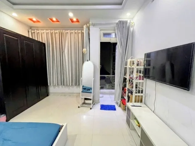 Hẻm VIP 6m, nội thất VIP Phan Chu Trinh, P.24, Bình Thạnh, 4.2x12m, 5 tầng, chỉ 11 tỷ