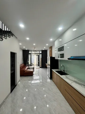 Bán Nhà riêng 45m2 có sẵn 45 m2 thổ cư giá 3.1 tỷ tại Đường 2/4 Phường Vạn Thắng Thành phố Nha Trang Khánh Hòa