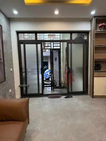 Cho thuê nhà Nguyên Khiết, Hồng Hà_Hoàn Kiếm 50m x 4T (3 ngủ) Full Đồ giá 11 triệu
