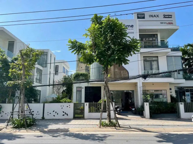 BDS HVL LVCC Cho thuê nhà mặt tiền Liên Phường, khu Lucasta, giá 36triệu/tháng