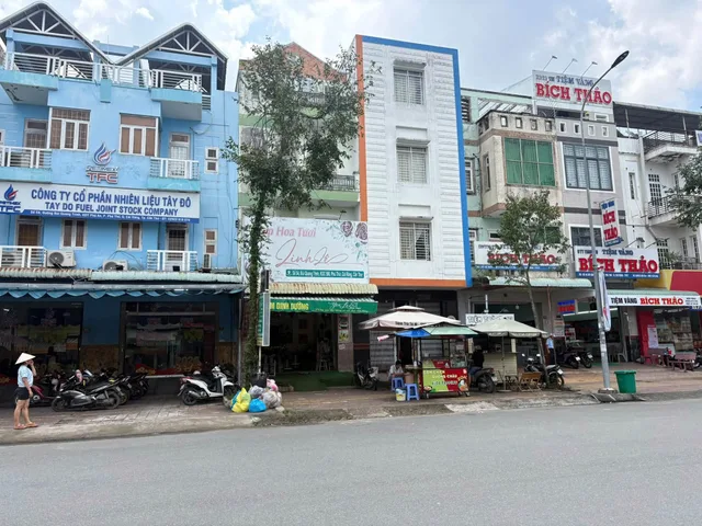 Cho thuê Nhà riêng 100m2 giá 12 triệu tại Đường Bùi Quang Trinh Phường Hưng Phú Quận Cái Răng Cần Thơ
