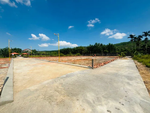 ĐƯỜNG 5M - DH8 - GẦN TĐC HÒA KHƯƠNG - 890TR/LÔ/140M2