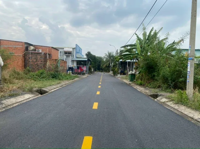 bán đất tái định cư kcn chà là tây ninh ngang 11m