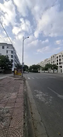 Bán Tòa nhà - Building 121.5m2 có sẵn 121.5 m2 thổ cư giá 10.5 tỷ tại Đường Tỉnh Lộ 277 Phường Đồng Kỵ Thị xã Từ Sơn Bắc Ninh