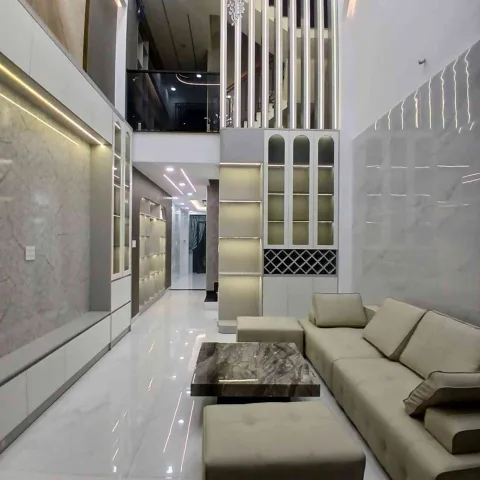 Bán nhà hxh Lê văn quới 68m2 6 tầng lầu có thang máy vào ở ngay chỉ 9,x đồng TL mạnh