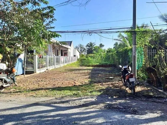 Bán Đất 180m2 có sẵn 100 m2 thổ cư giá 1.15 tỷ tại - Chọn - Phường Minh Hưng Đồng Nai