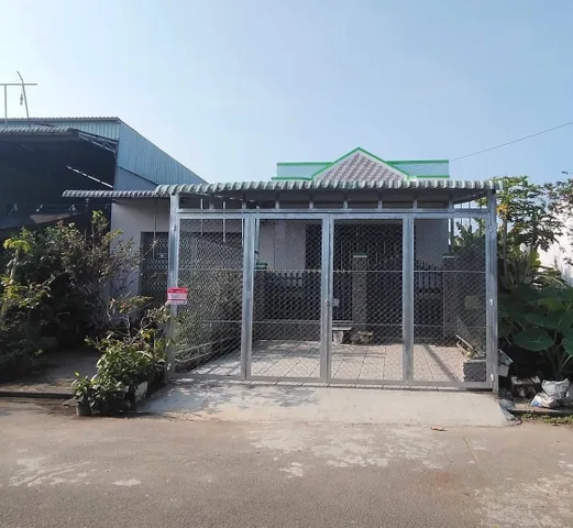 Bán gấp căn nhà nằm ngay 1 xẹt Võ Thị Nhúa, Củ Chi, 120m2, 1 tỷ 2, SHR