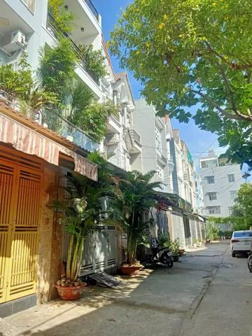 Bán Nhà 4 Tầng Đường Liên khu 4 - 5  Bình Tân