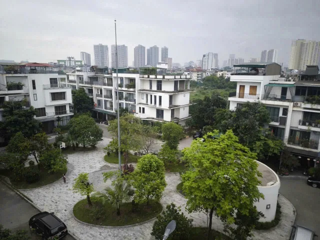 CHÍNH CHỦ BÁN NHÀ LIỀN KỀ 5 TẦNG KHU C22 BỘ CÔNG AN – PHÚ DIỄN, HÀ NỘI