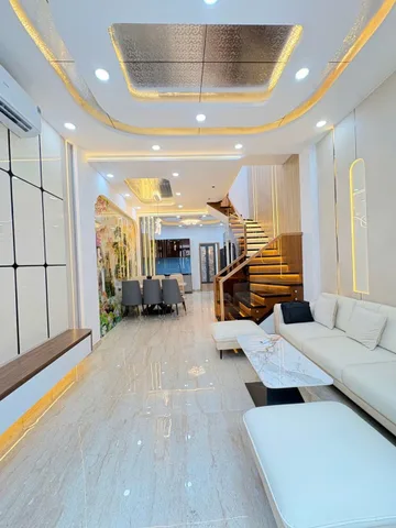 NHÀ ĐẸP KHUÔNG VIỆT, GẦN MT – FULL NỘI THẤT, Ở NGAY – GẦN 70M2 - NGANG HƠN 4M - HƠN 6Tỷ