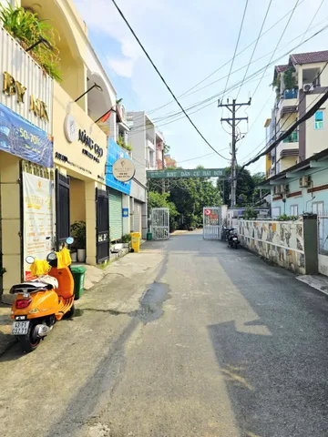 Bán Nhà Hoàng Diệu 2, Thủ Đức - 2 Lầu, Đường Ô Tô - Giá 5,x Tỷ