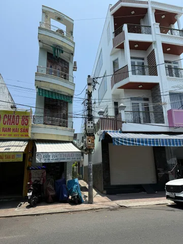 GIẢM GIÁ MẠNH | NHÀ TRẦN NHẬT DUẬT – NHA TRANG. Dt 77.9m2. Giá 5.7 tỷ
