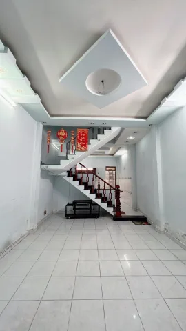 NHÀ ĐẸP Ở LIỀN NGAY ĐƯỜNG GÒ XOÀI, HẺM ÔTÔ 53M² CHÀO NHỈNH 4 TỶ.