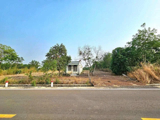 Bán Đất 1000m2 có sẵn 100 m2 thổ cư giá 595 triệu tại - Chọn - Phường Minh Hưng Đồng Nai