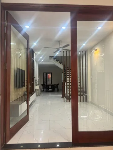 Nhà ngõ 10 Trần Khát Chân, Hai Bà Trưng 60m x 4T giá 15 triệu 5M RA Ô TÔ