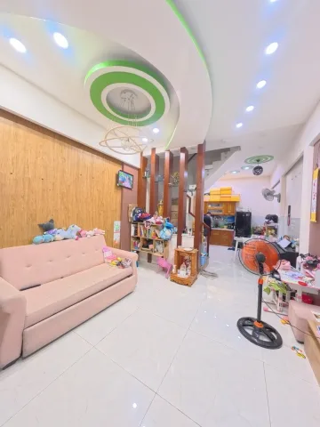 Nhà đẹp 2 tầng đúc ngay chợ Lê Văn Quới, giáp Tân Phú, ở ngay 5.25 tỷ