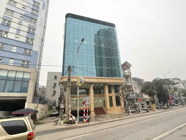 Cho thuê Nhà riêng 200m2 giá 250 triệu tại Đường Lê Trọng Tấn Phường Dương Nội Quận Hà Đông Hà Nội