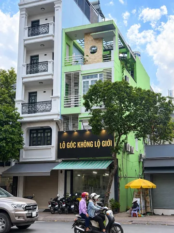 TÂN SƠN NHÌ – MẶT TIỀN LÔ GÓC KHÔNG LỘ GIỚI – 4 TẦNG CHỈ 20.X