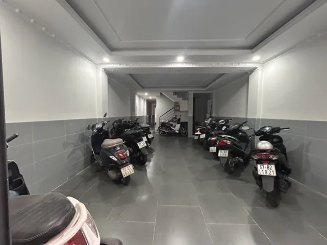 CHDV nội thất VIP Nguyễn Trọng Tuyển, P.8, Phú Nhuận, 4.8x23m, 5 tầng, 23 tỷ