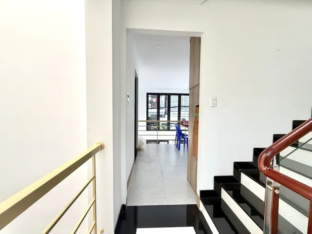2 mặt tiền, thang máy Phan Tây Hồ, P.7, Phú Nhuận, 6.2x11.5m, 5 tầng, chỉ 11 tỷ