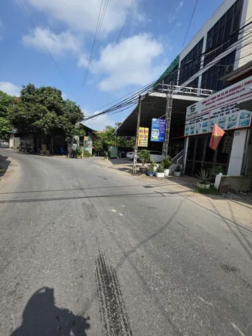 🏢Bán Nhà 3 Tầng Mặt Trục Chính, Lãm Trại, Vân Dương, Mt 27m, Dt 650m2, Giá 28 Tỷ lh e Điệp 0395777369