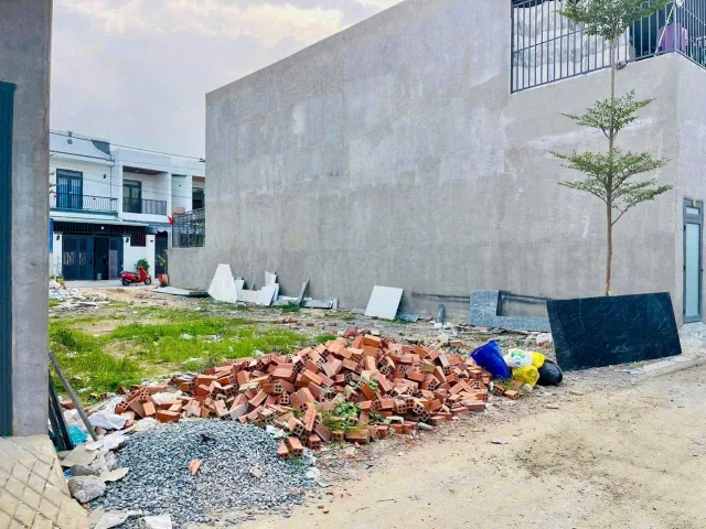 BÁN LÔ ĐẤT 5.7x23m SỔ RIÊNG THỔ CƯ 100%