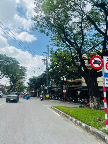 Nhà phố Trưng Nữ Vương-Ngang 5.5m-Giá hơn 9 tỷ gần Cầu Rồng